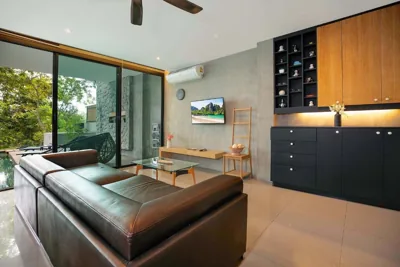 Private & Modern 4BR Pool Villa Otero, 3 Levels of Comfort with Greenery Views, Kamala – 사진 6